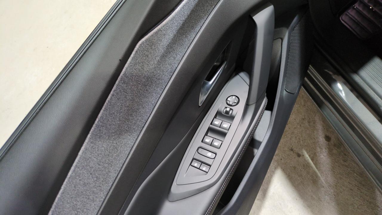 PEUGEOT 308 BLUEHDI 130CH S&S EAT8 ALLURE + ADML + NAVI