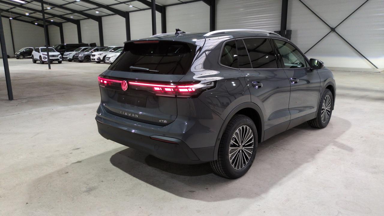 VOLKSWAGEN TIGUAN 1.5 ETSI 150CH DSG7 LIFE PLUS + PACK HIVER + TOIT PANO