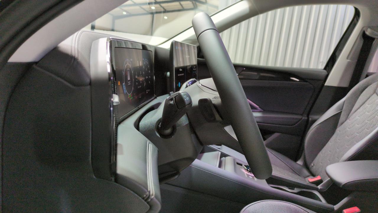 VOLKSWAGEN TIGUAN 1.5 ETSI 150CH DSG7 LIFE PLUS + PACK HIVER + TOIT PANO