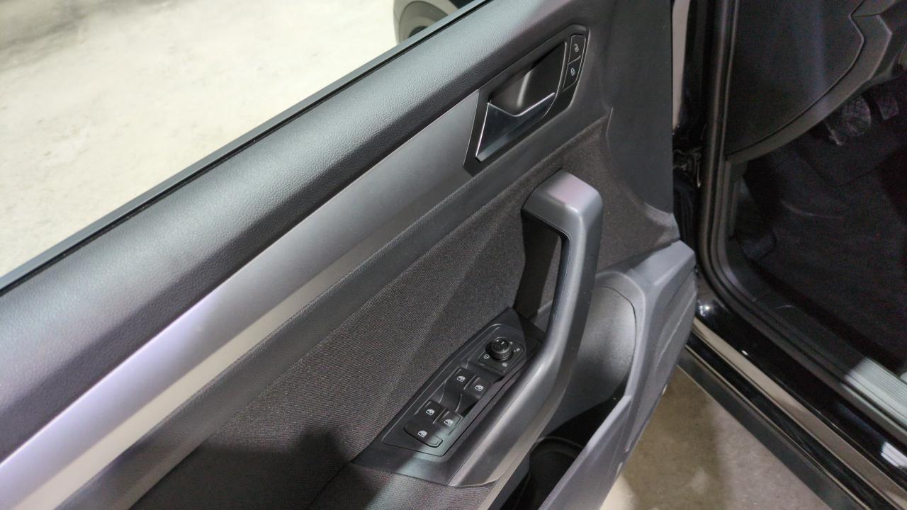VOLKSWAGEN T-ROC 2.0 TDI 150 START/STOP DSG7 LIFE PLUS + JANTES 17 + SIEGES CHAUFFANTS