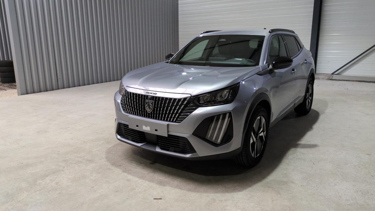 PEUGEOT 2008 HYBRID 145 E-DCS6 ALLURE + ANGLES MORTS + CAMERA 360