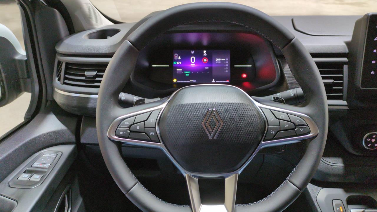 RENAULT TRAFIC L2H1 3T BLUE DCI 150 AUTO EXTRA + PLANCHER BOIS + RADARS AV
