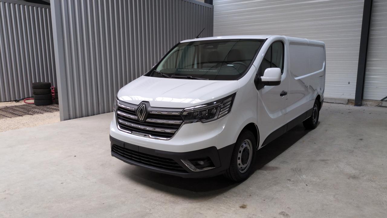 RENAULT TRAFIC L2H1 3T BLUE DCI 170 AUTO EXTRA + PLANCHER BOIS + RADARS AV