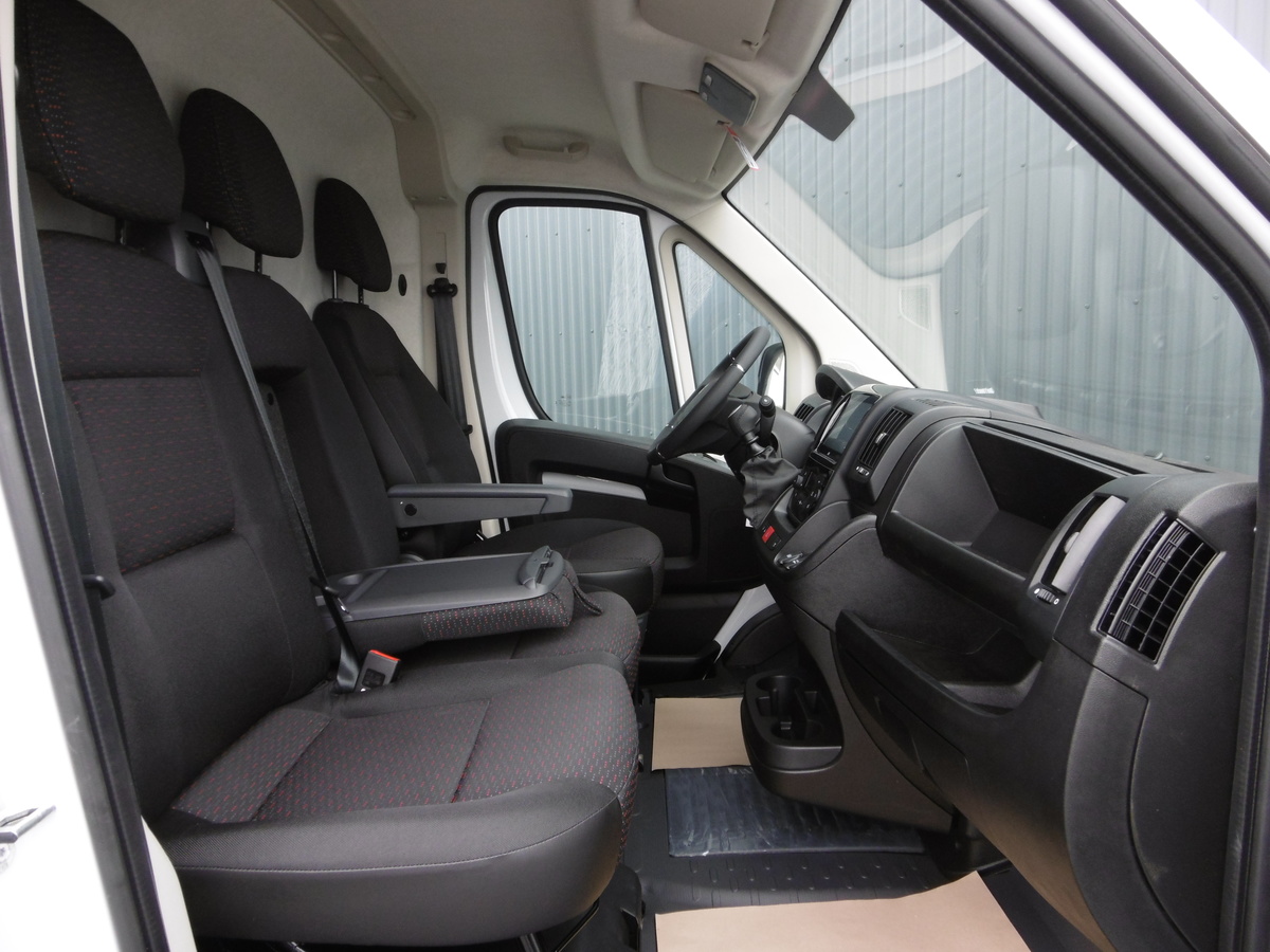 PEUGEOT BOXER VAN 165 BlueHDi + Caméra recul + Apple carplay + Android auto