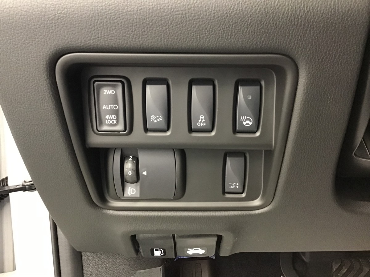 RENAULT KOLEOS INITIALE PARIS 185 BLUE DCI