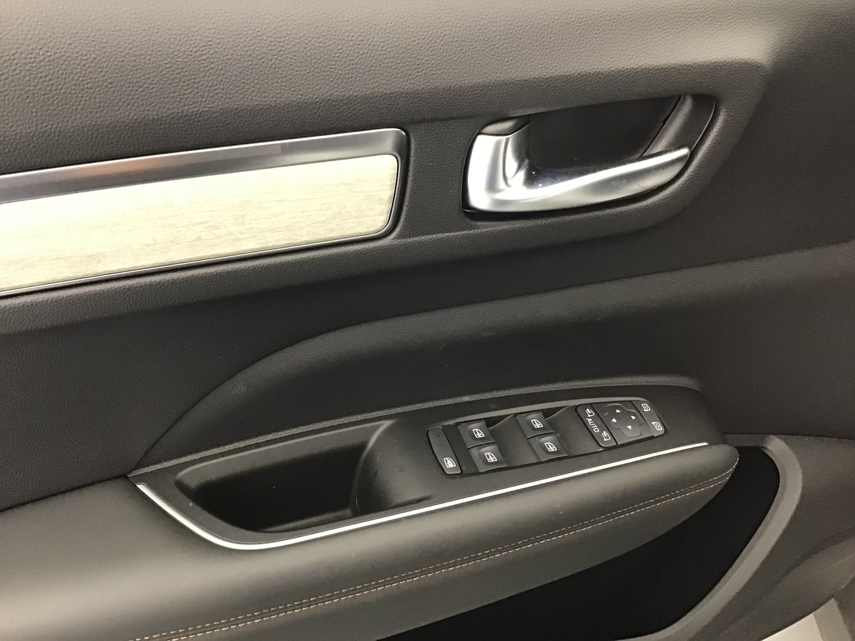 RENAULT KOLEOS INITIALE PARIS 185 BLUE DCI