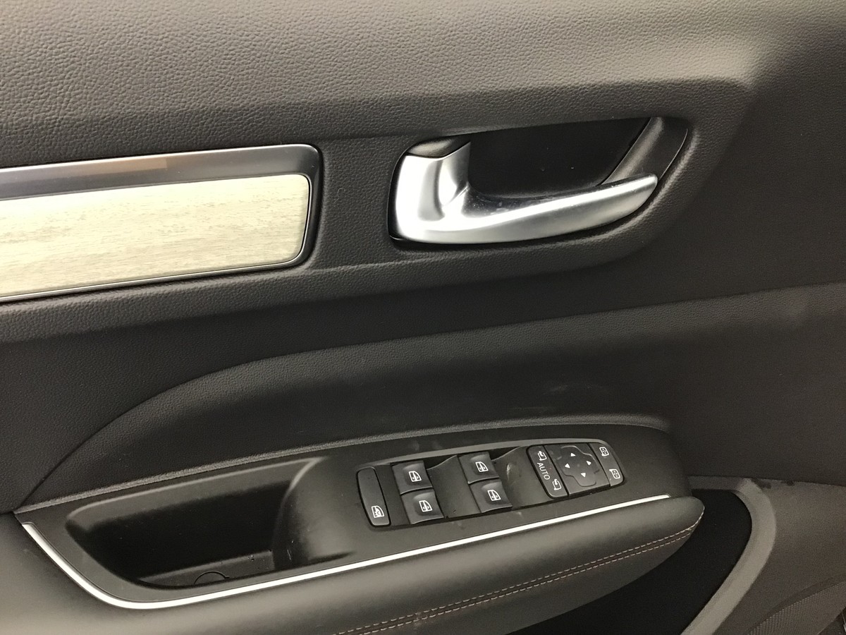 RENAULT KOLEOS INITIALE PARIS 160 TCE + Sièges chauffants