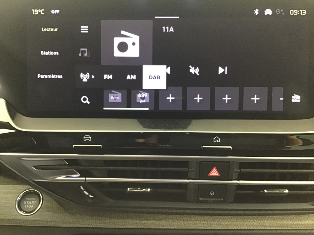 CITROEN C5 X PLUS 1.2 Puretech 130ch Eat8 Plus + Sièges chauffants