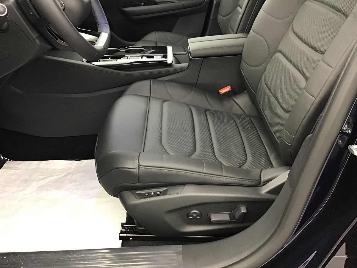 CITROEN C5 X PLUS 1.2 Puretech 130ch Eat8 Plus + Sièges chauffants