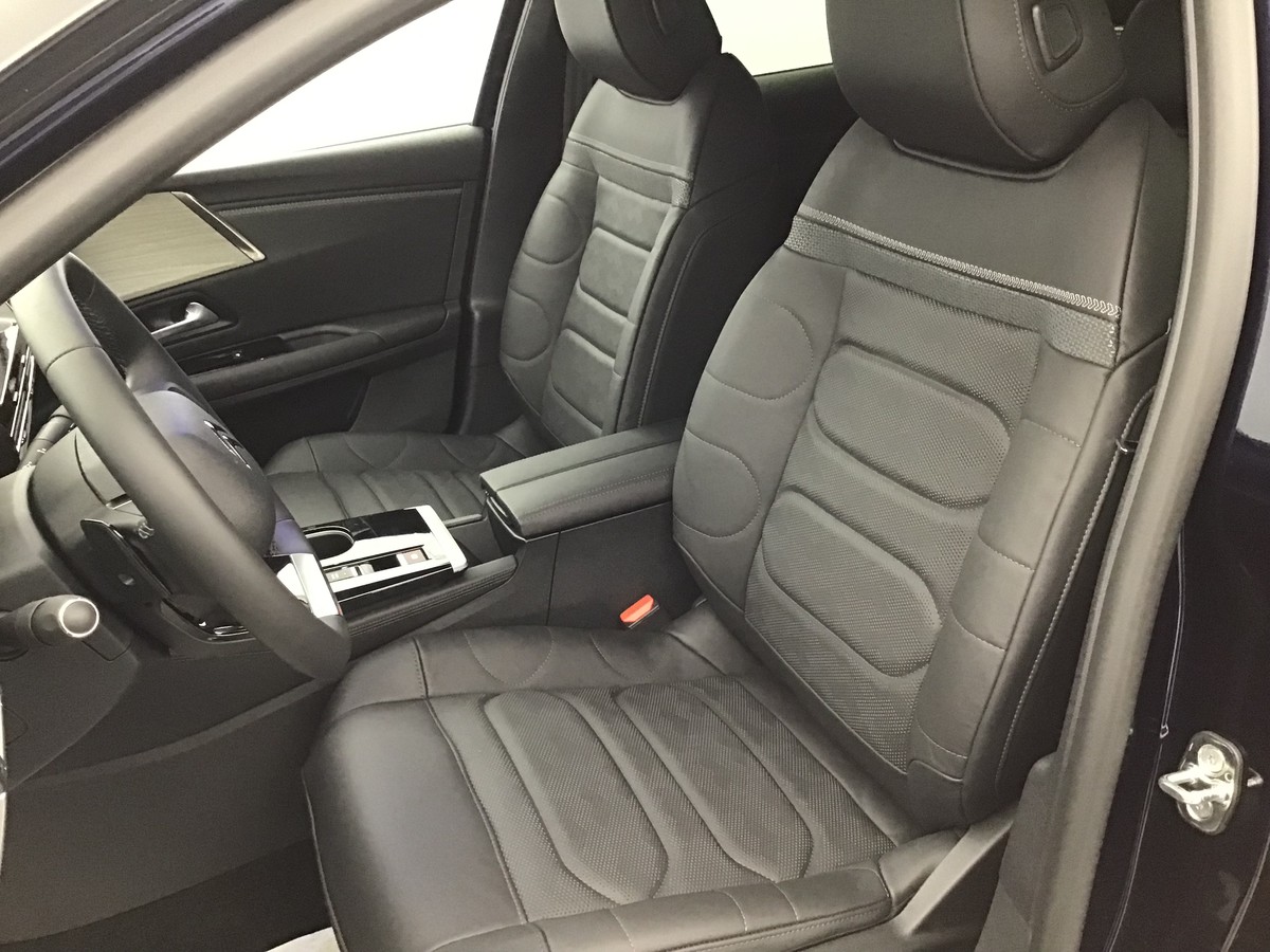 CITROEN C5 X PLUS 1.2 Puretech 130ch Eat8 Plus + Sièges chauffants