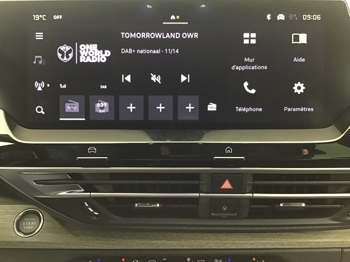 CITROEN C5 X PLUS 1.2 Puretech 130ch Eat8 Plus + Sièges chauffants