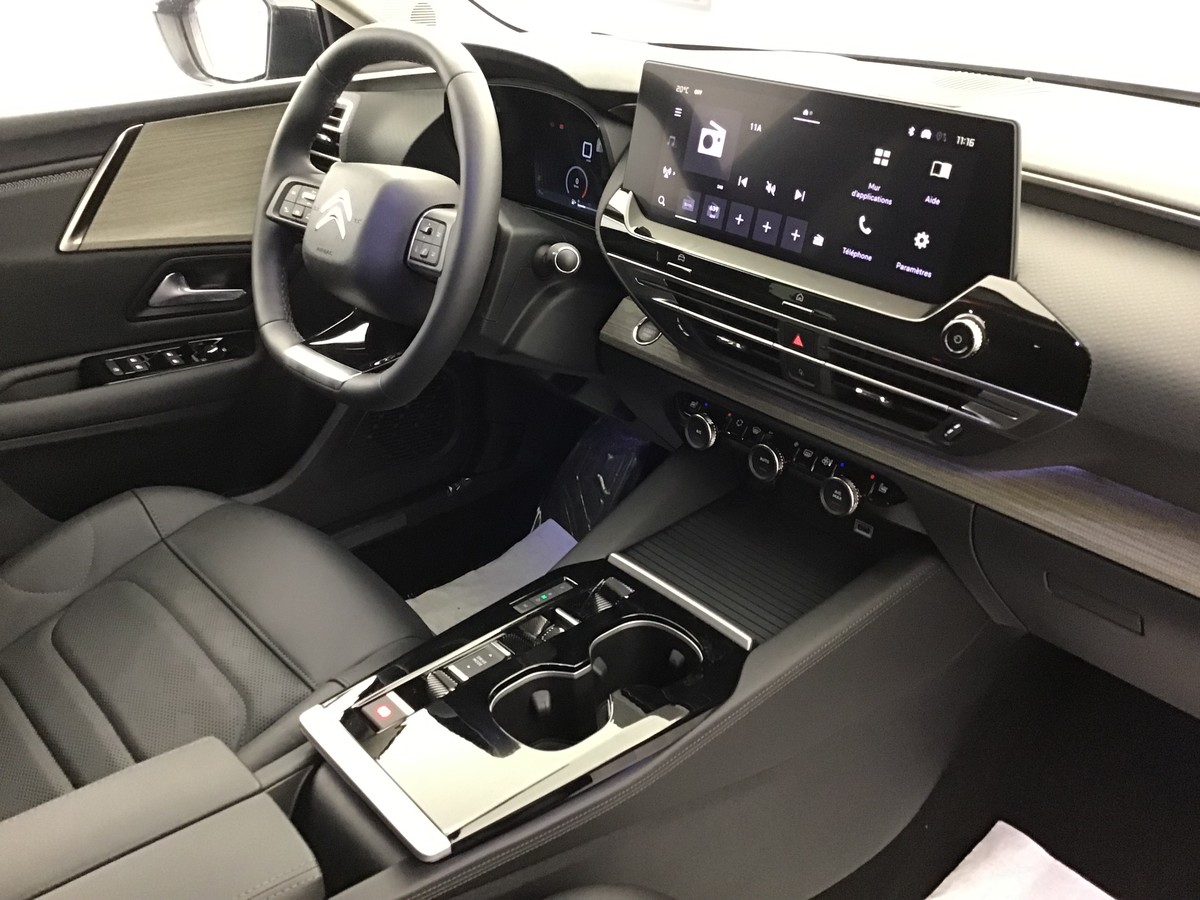 CITROEN C5 X PLUS 1.2 Puretech 130ch Eat8 Plus + Sièges chauffants