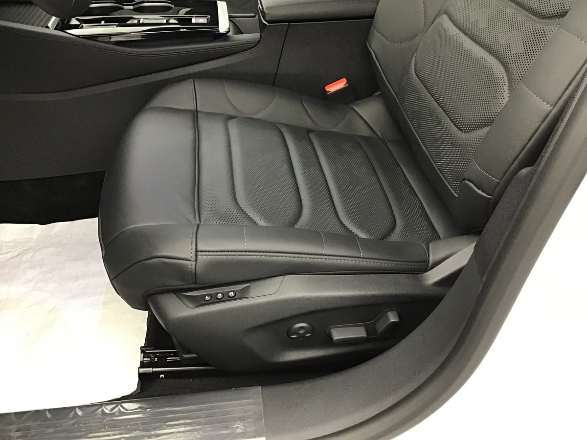 CITROEN C5 X PLUS 1.2 Puretech 130ch Eat8 Plus + Sièges chauffants