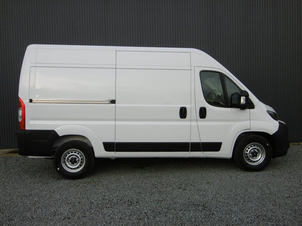 OPEL MOVANO L2H2 VAN 2.2 Turbo D 140ch Ba-8 Van