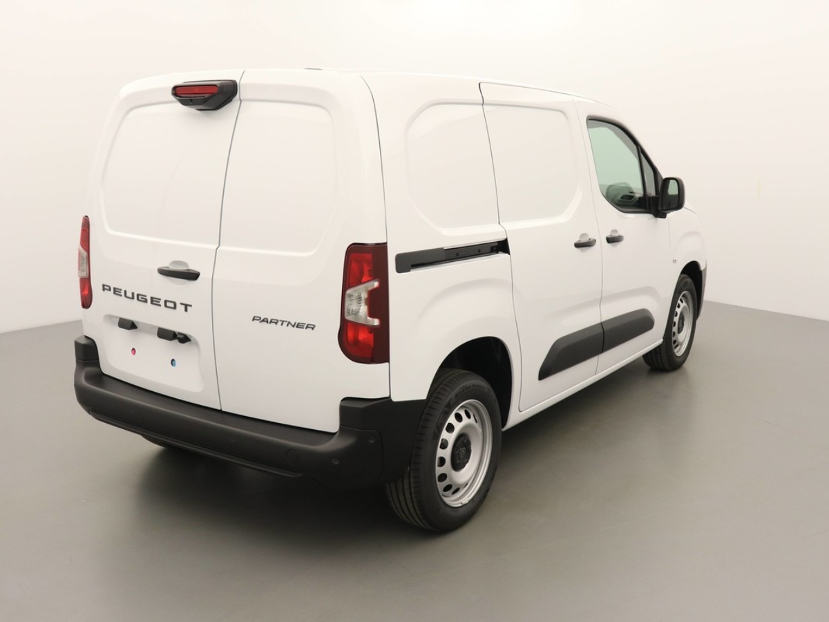 PEUGEOT PARTNER STANDARD HEAVY 1000 KG VAN 1.5 Bluehdi 130ch Eat8 Van + ADML + Navigation