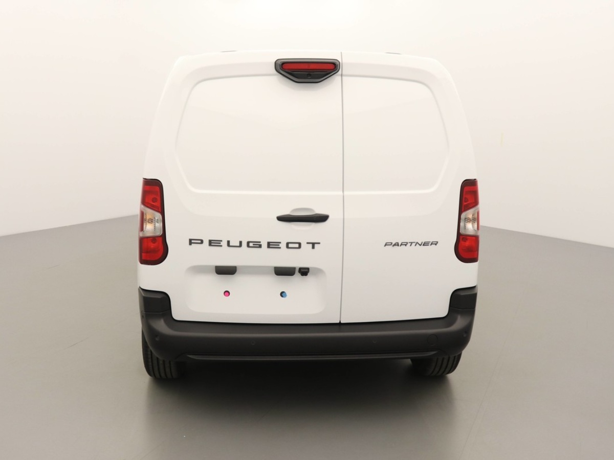 PEUGEOT PARTNER STANDARD HEAVY 1000 KG VAN 1.5 Bluehdi 130ch Eat8 Van + ADML + Navigation
