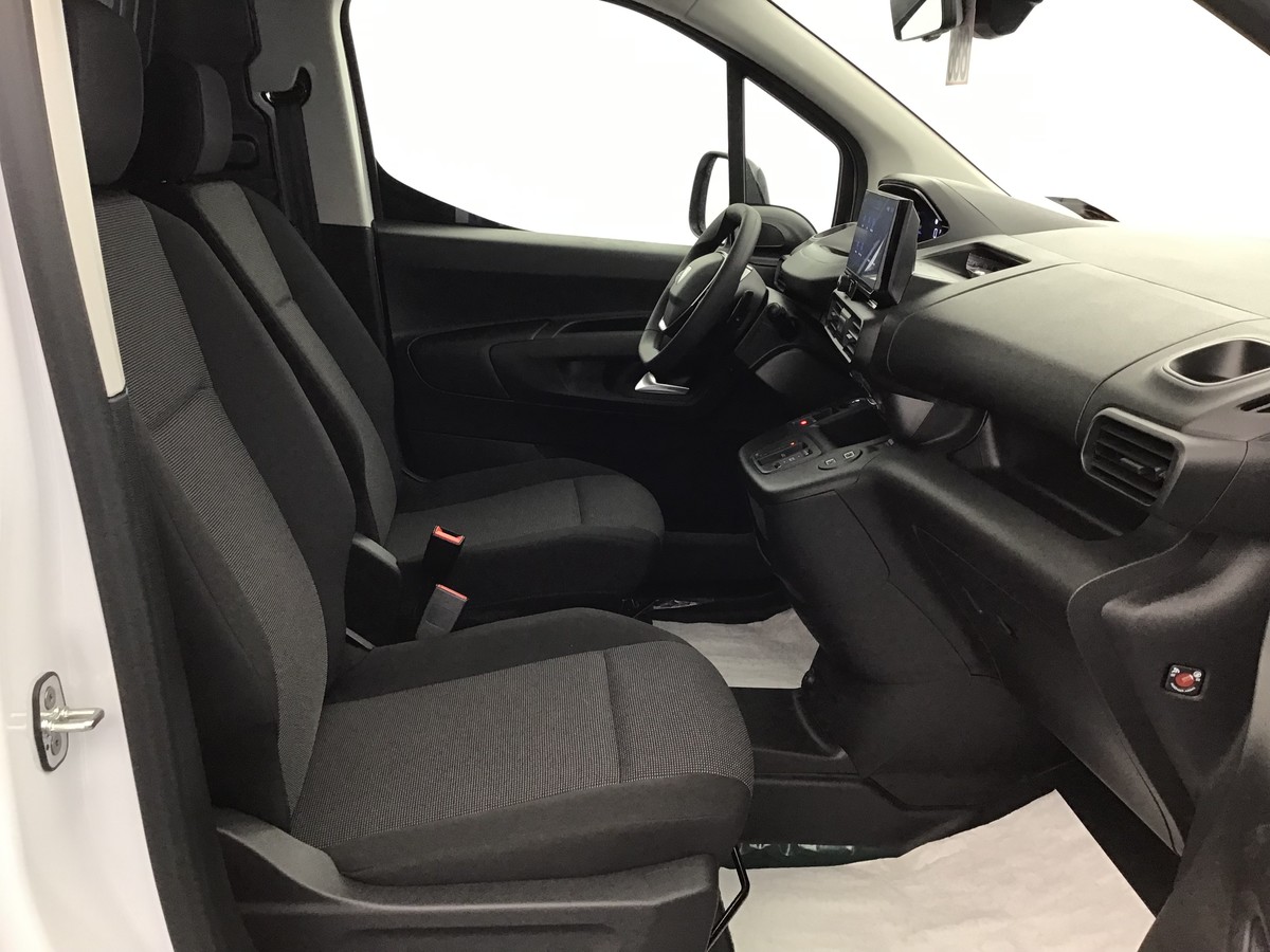 PEUGEOT PARTNER STANDARD HEAVY 1000 KG VAN 1.5 Bluehdi 130ch Eat8 Van + ADML + Navigation