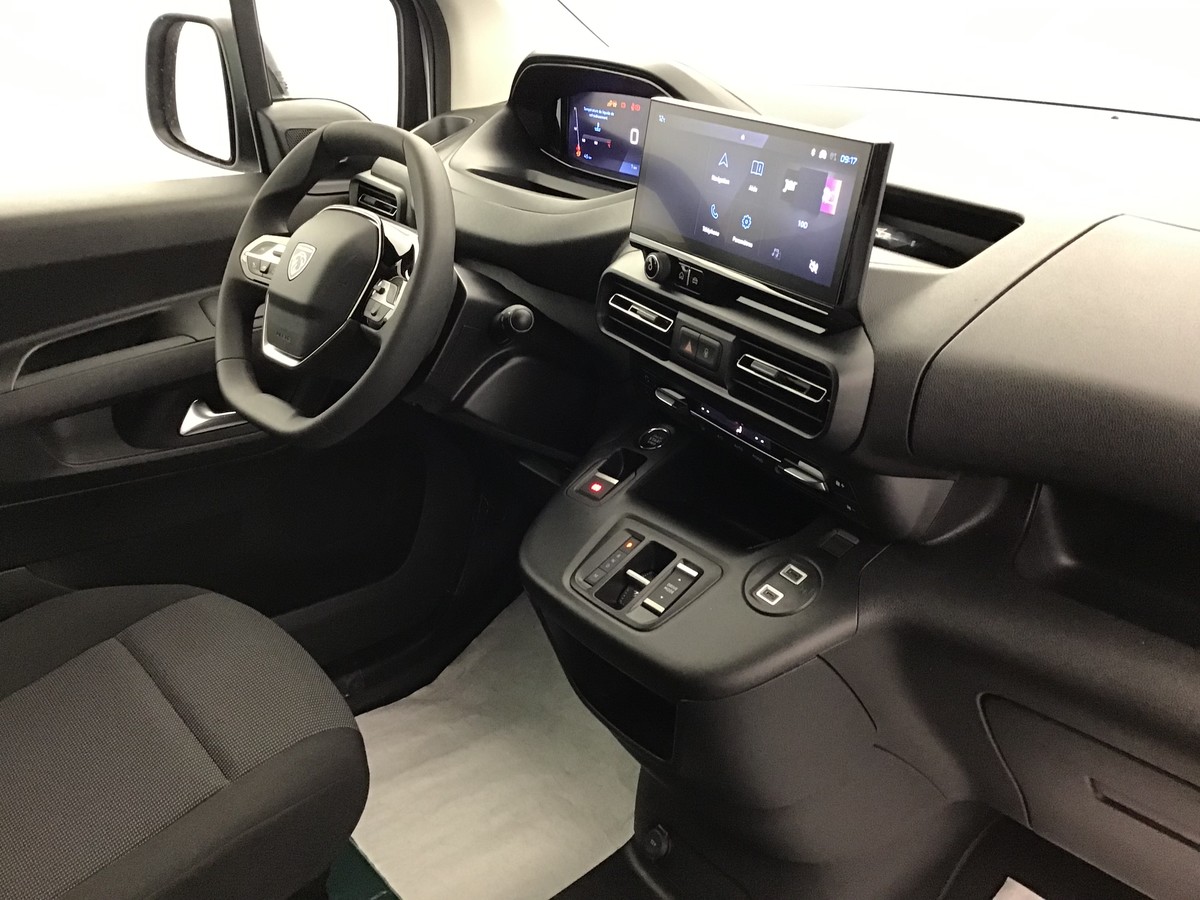 PEUGEOT PARTNER LONG HEAVY 1000 KG VAN 1.5 Bluehdi 130ch Eat8 Van + ADML + Navigation