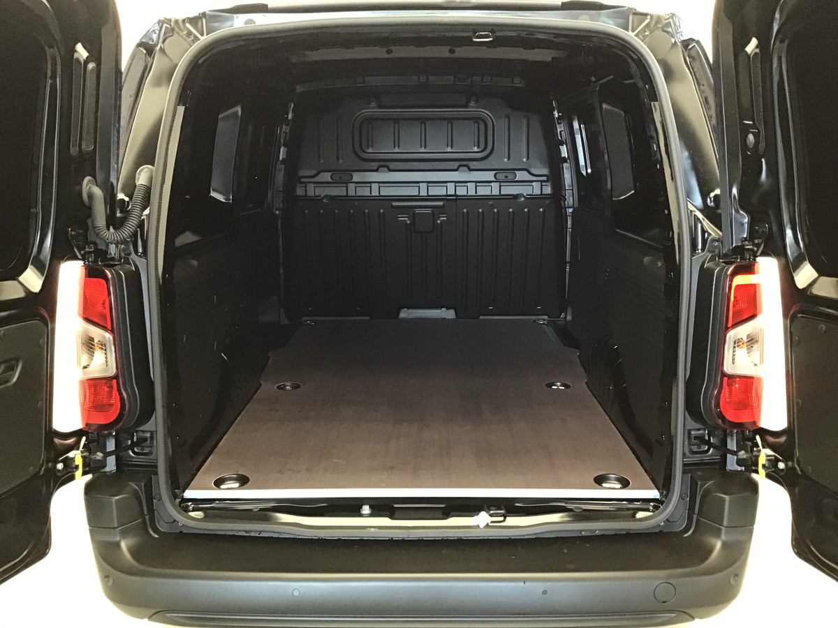 PEUGEOT PARTNER LONG HEAVY 1000 KG VAN 1.5 Bluehdi 130ch Eat8 Van + ADML + Navigation