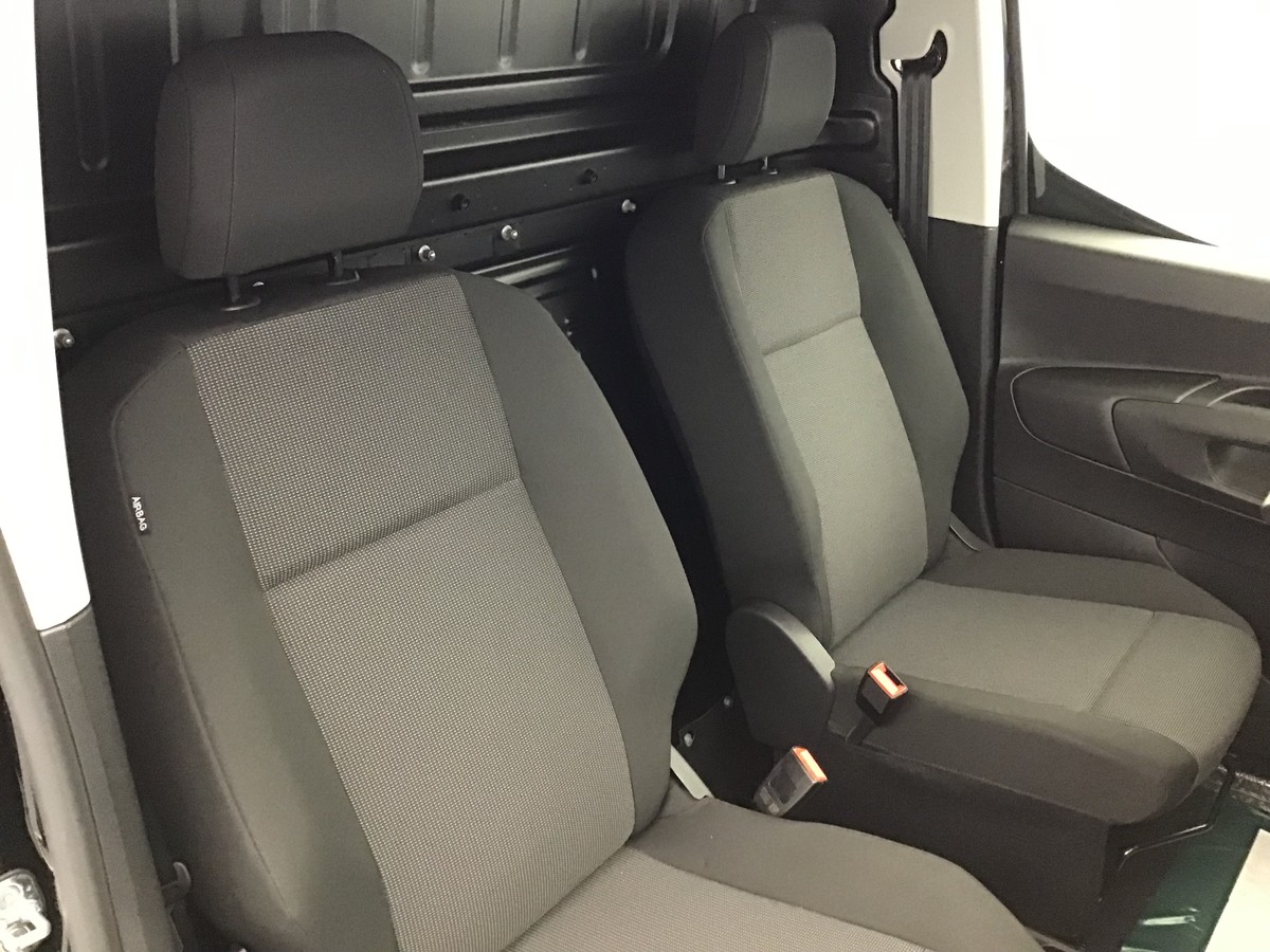 PEUGEOT PARTNER LONG HEAVY 1000 KG VAN 1.5 Bluehdi 130ch Eat8 Van + ADML + Navigation