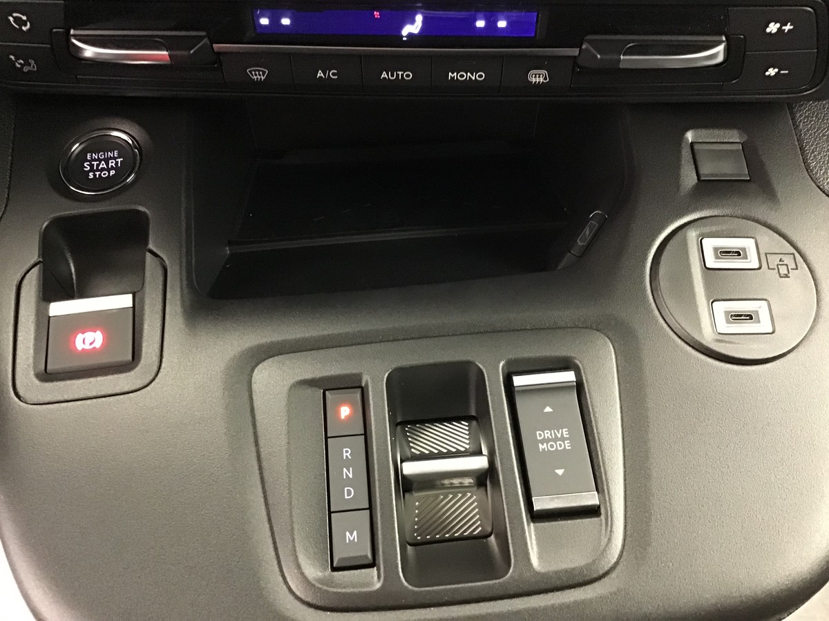 PEUGEOT PARTNER LONG HEAVY 1000 KG VAN 1.5 Bluehdi 130ch Eat8 Van + ADML + Navigation