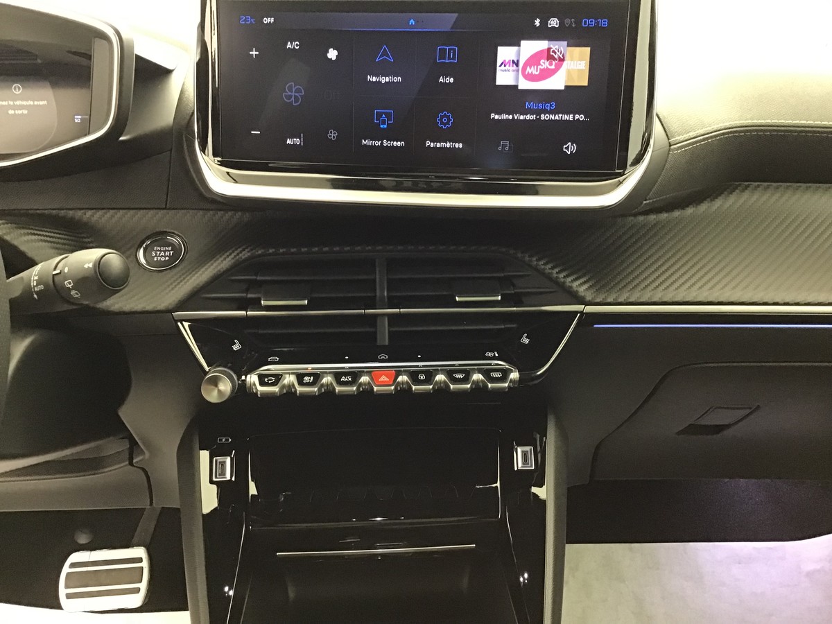PEUGEOT 2008 HYBRID 145 GT 1.2 Hybrid 136ch E-Dsc6 Gt + Régulateur de vitesse + Navigation