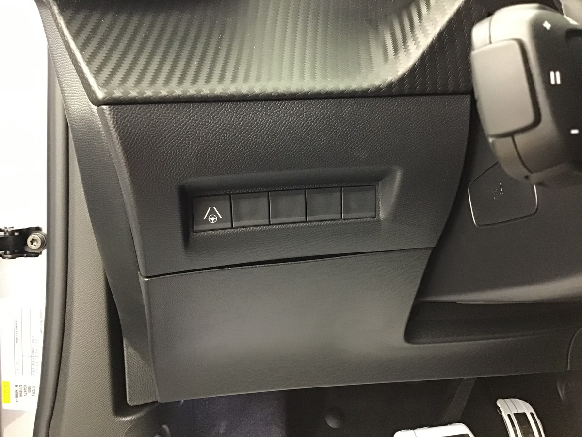 PEUGEOT 2008 HYBRID 145 GT 1.2 Hybrid 136ch E-Dsc6 Gt + Régulateur de vitesse + Navigation