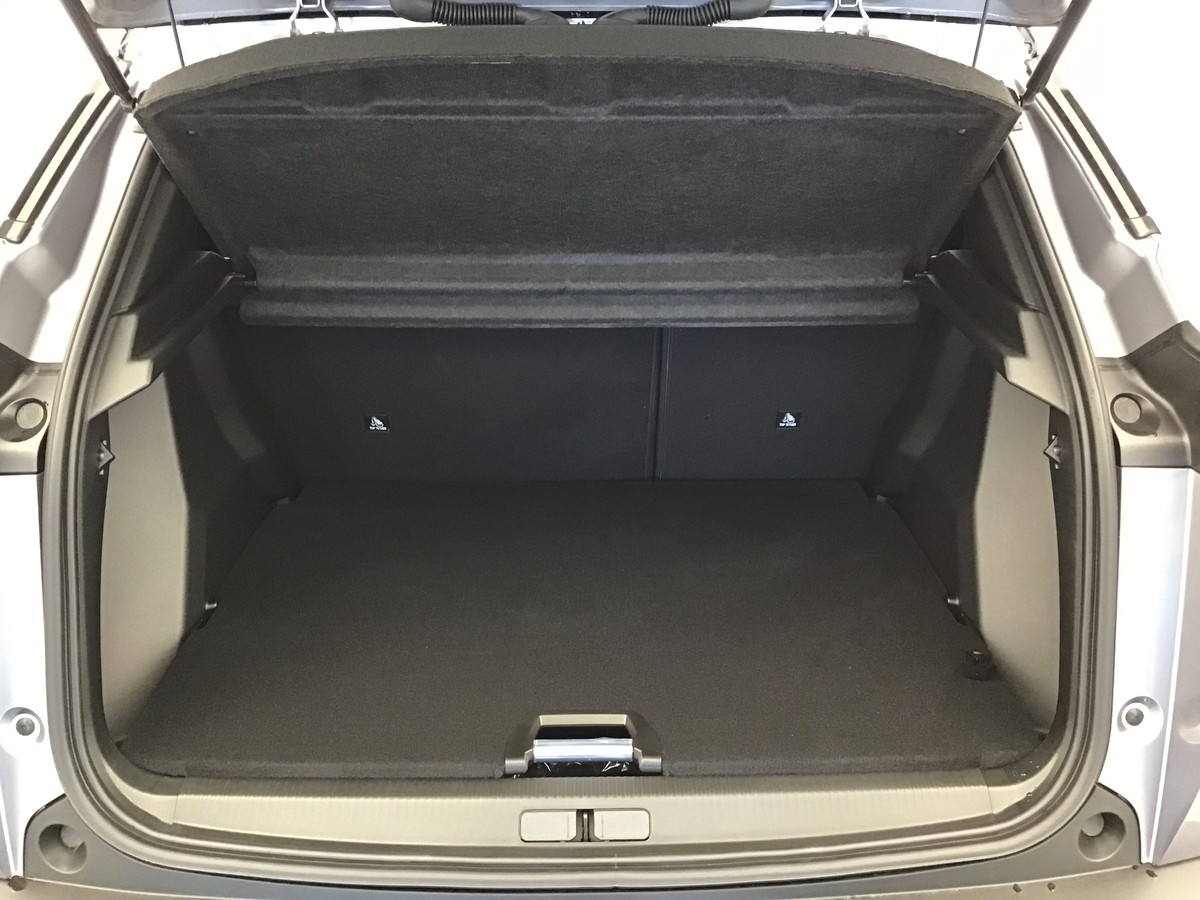 PEUGEOT 2008 HYBRID 145 GT 1.2 Hybrid 136ch E-Dsc6 Gt + Régulateur de vitesse + Navigation