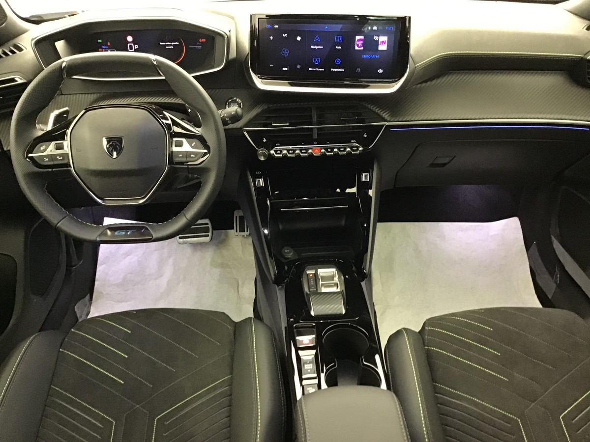 PEUGEOT 2008 HYBRID 145 GT 1.2 Hybrid 136ch E-Dsc6 Gt + Régulateur de vitesse + Navigation