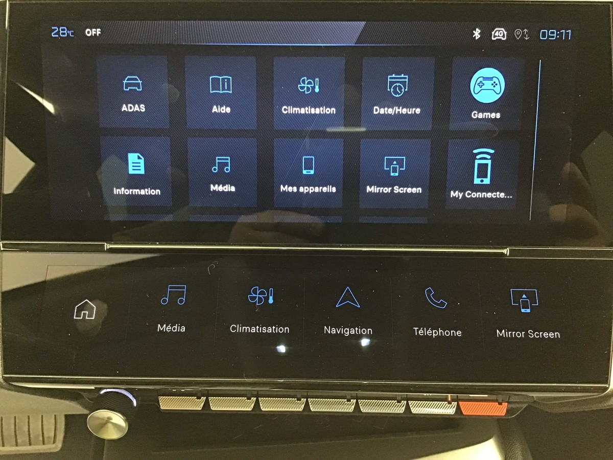 PEUGEOT 308 ALLURE 1.5 Bluehdi 130ch Eat8 Allure + Navigation + ADML