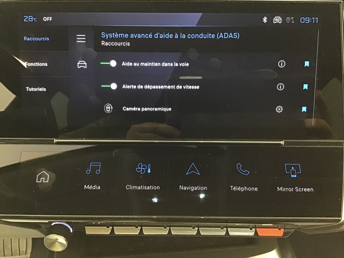 PEUGEOT 308 ALLURE 1.5 Bluehdi 130ch Eat8 Allure + Navigation + ADML