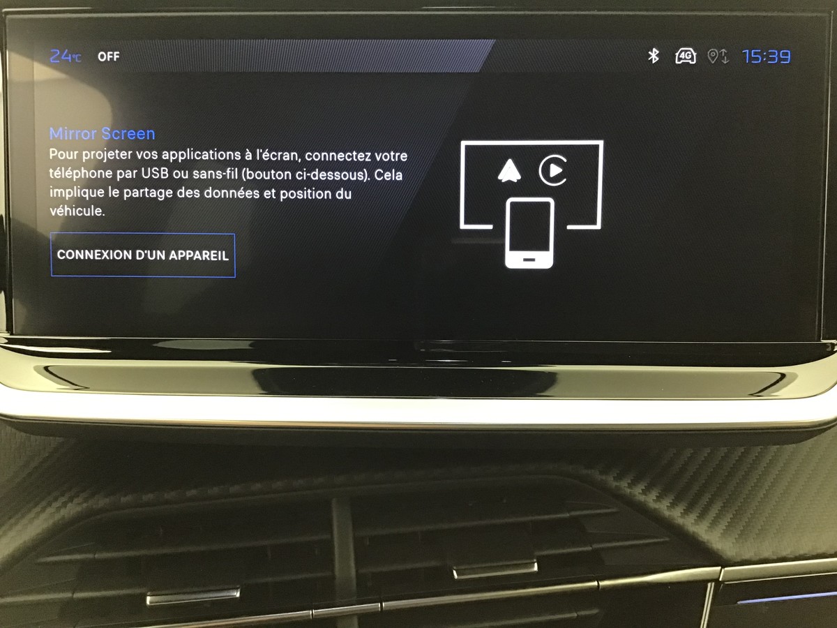 PEUGEOT 2008 HYBRID 145 GT 1.2 Hybrid 136ch E-Dsc6 Gt