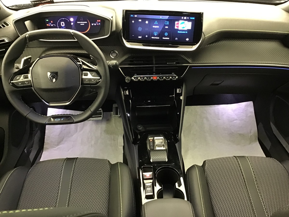 PEUGEOT 2008 HYBRID 145 GT 1.2 Hybrid 136ch E-Dsc6 Gt + Régulateur de vitesse + Navigation