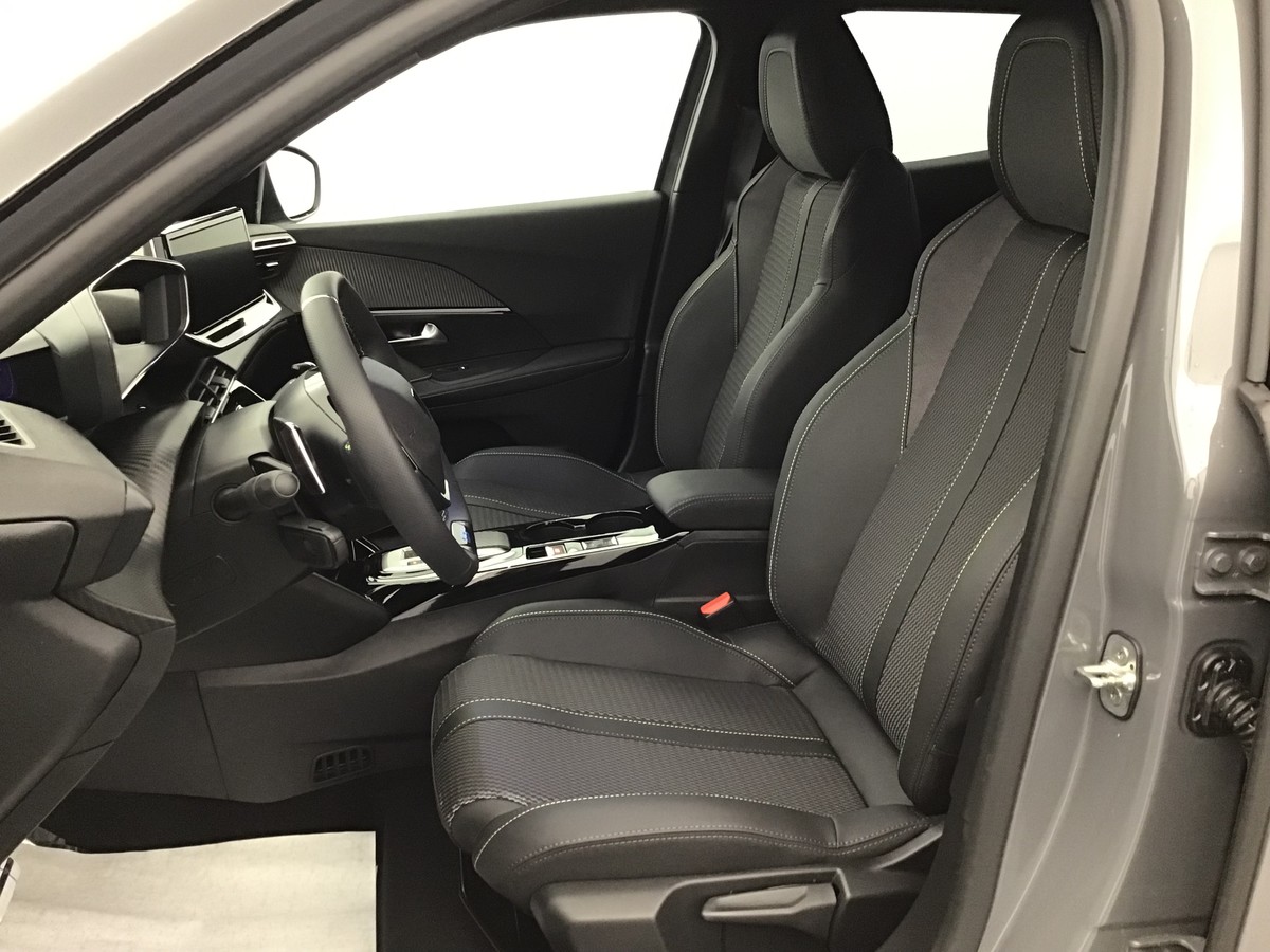 PEUGEOT 2008 HYBRID 145 GT 1.2 Hybrid 136ch E-Dsc6 Gt