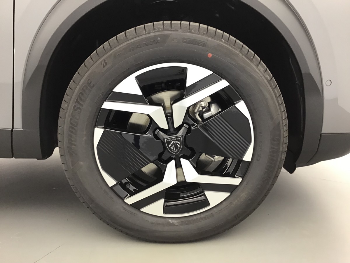 PEUGEOT 2008 HYBRID 145 GT 1.2 Hybrid 136ch E-Dsc6 Gt