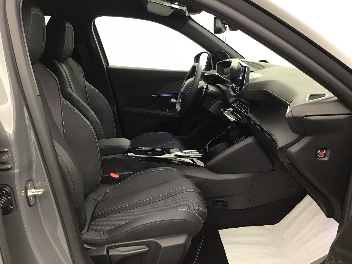 PEUGEOT 2008 HYBRID 145 GT 1.2 Hybrid 136ch E-Dsc6 Gt