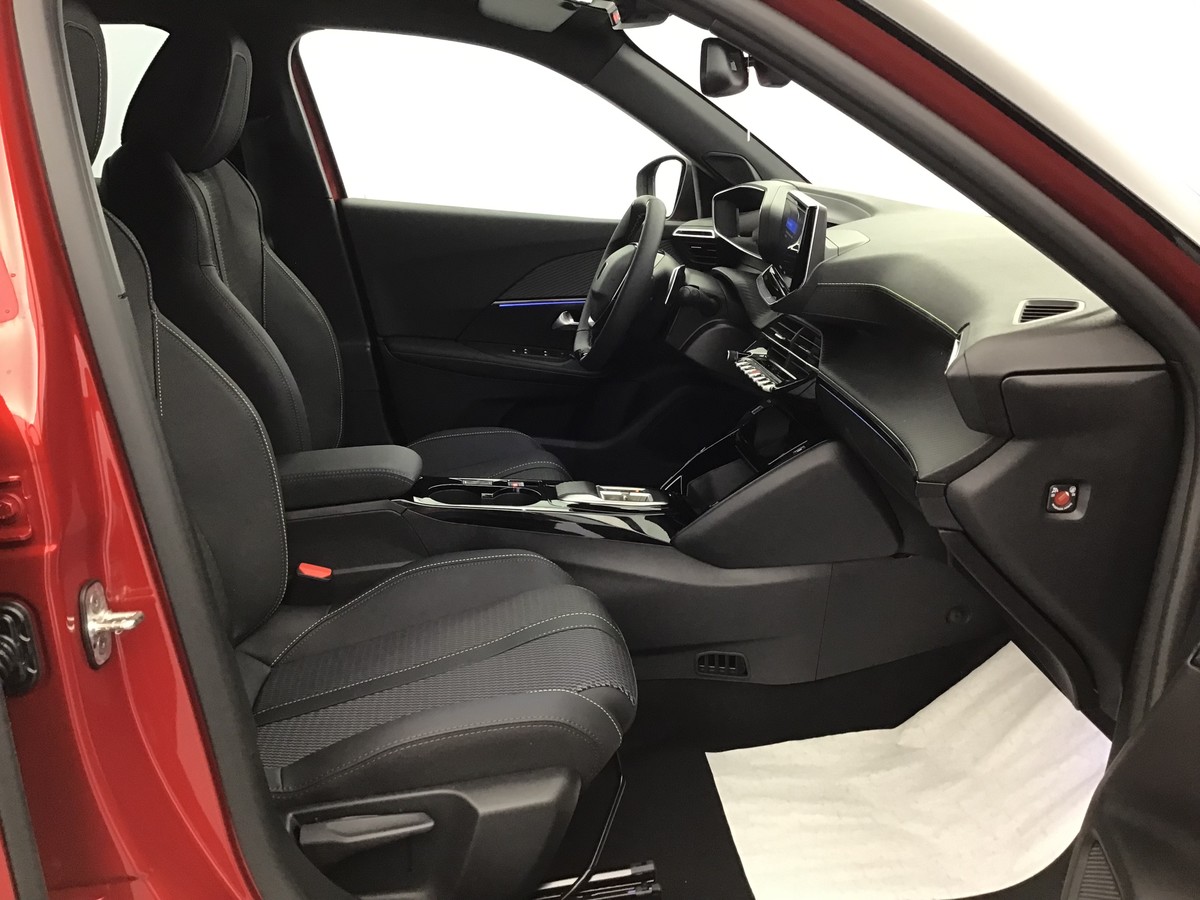 PEUGEOT 2008 HYBRID 145 GT 1.2 Hybrid 136ch E-Dsc6 Gt
