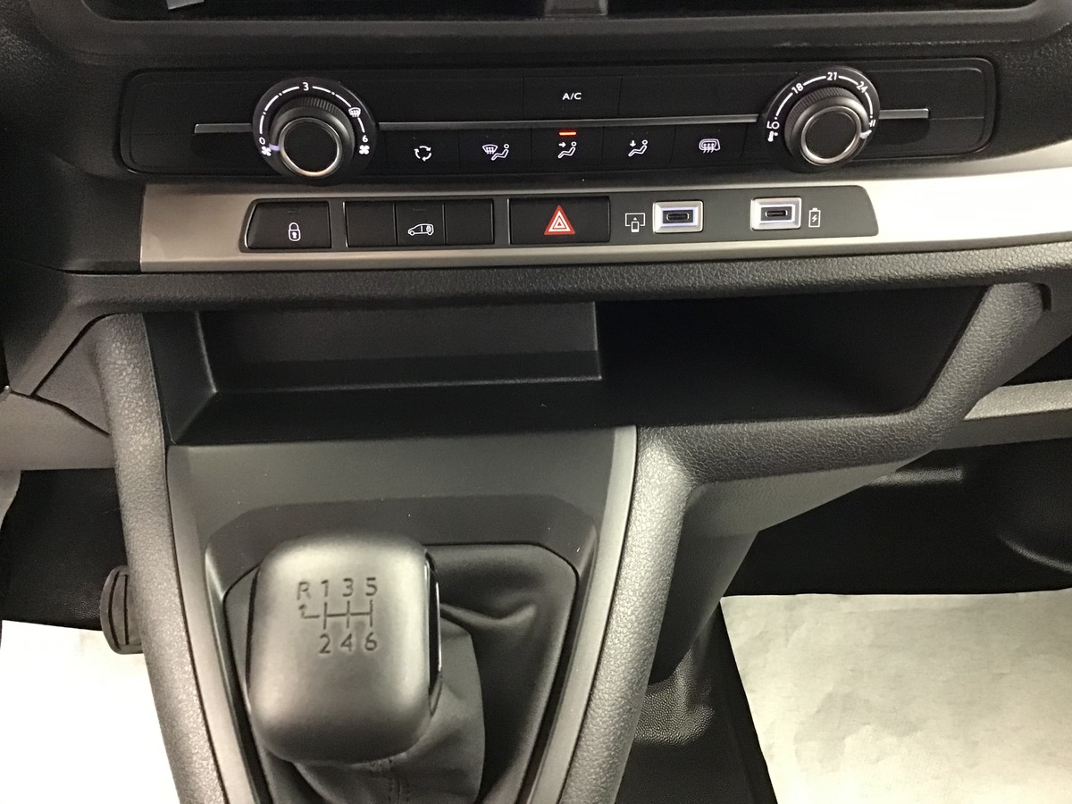 OPEL VIVARO FOURGON L3 VAN 2.0 Turbo D 145ch Bvm6 Van + Navigation + Apple carplay + Android auto