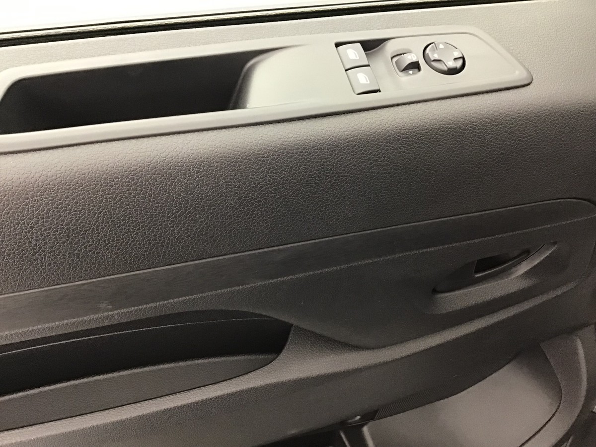 OPEL VIVARO FOURGON L3 VAN 2.0 Turbo D 145ch Bvm6 Van + Navigation + Apple carplay + Android auto