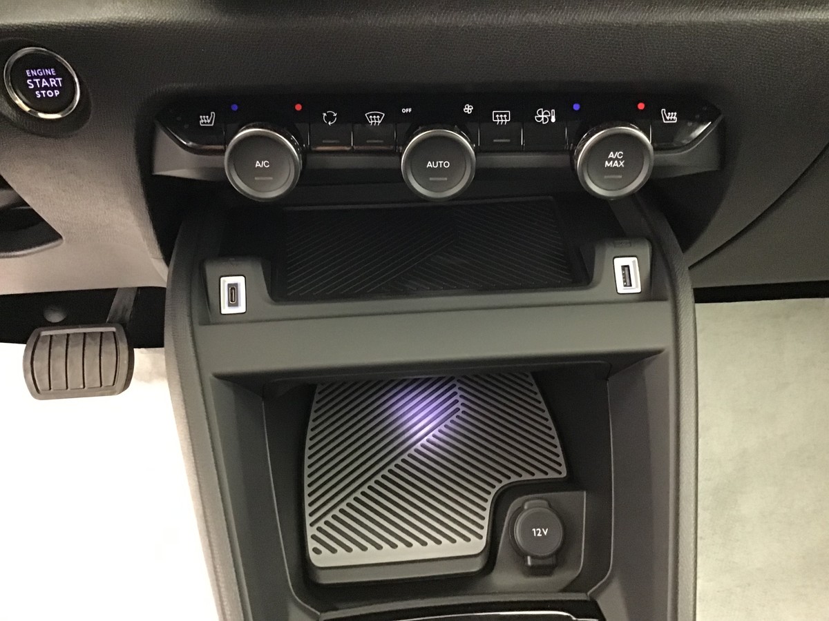 CITROEN C4 MAX 1.2 Hybride 145ch E-Dsc6 Max