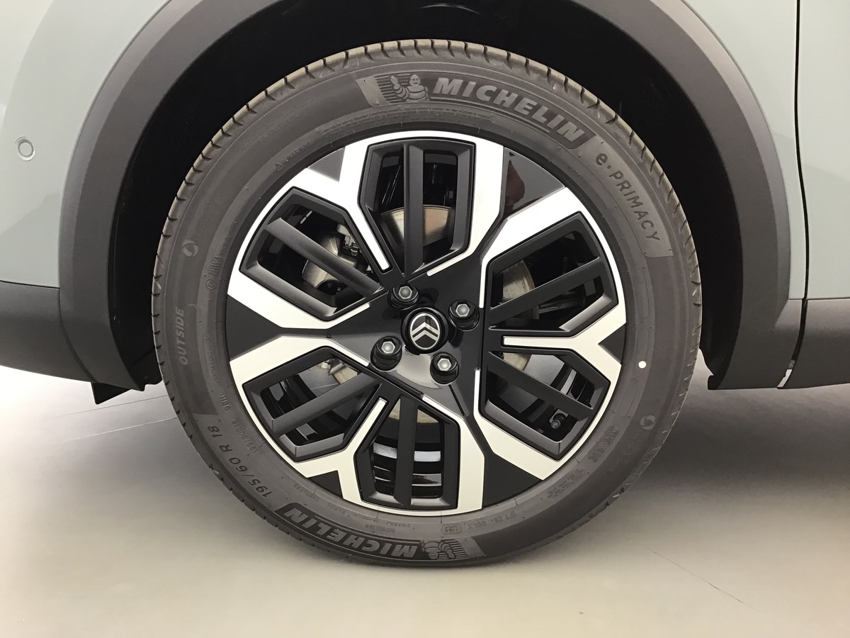 CITROEN C4 MAX 1.2 Hybride 145ch E-Dsc6 Max