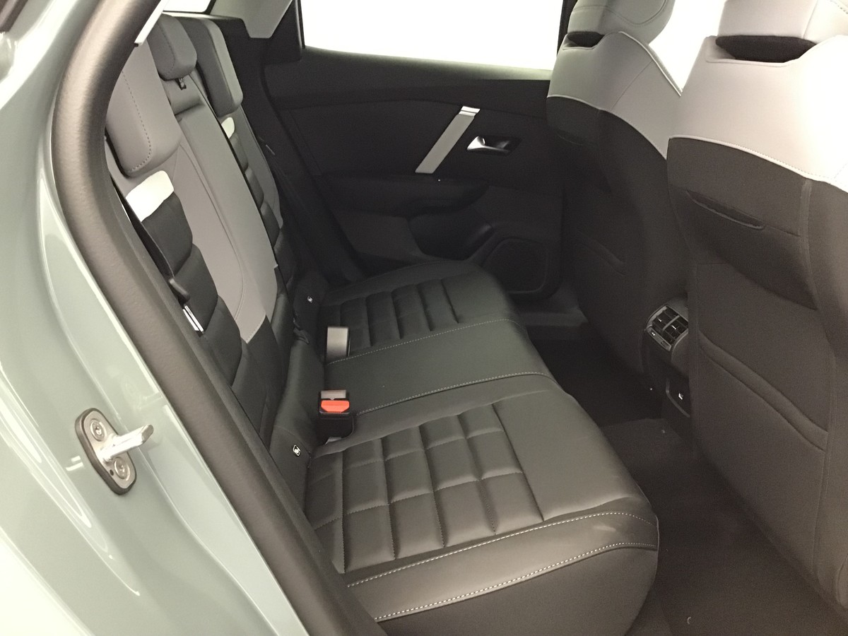 CITROEN C4 MAX 1.2 Hybride 145ch E-Dsc6 Max