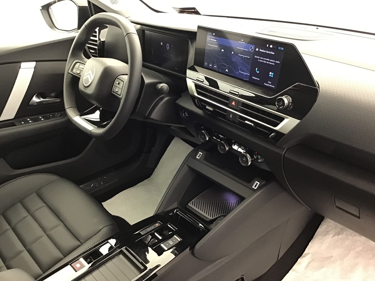 CITROEN C4 MAX 1.2 Hybride 145ch E-Dsc6 Max