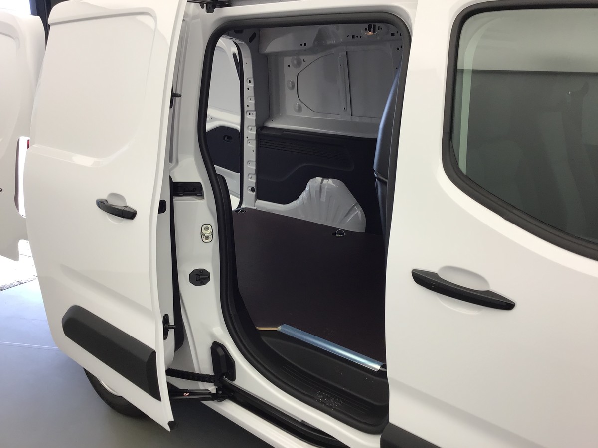 PEUGEOT PARTNER LONG HEAVY 1000 KG VAN 1.5 Bluehdi 130ch Eat8 Van