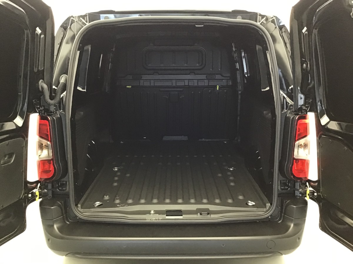 PEUGEOT PARTNER STANDARD LIGHT 650 KG VAN 1.5 Bluehdi 130ch Eat8 Van