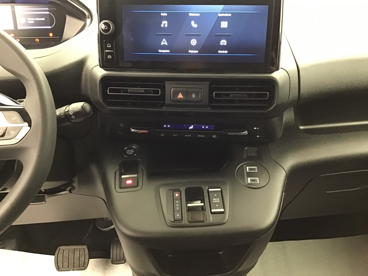PEUGEOT 3008 PHASE 4 GT 1.2 Hybrid 145ch E-Dsc6 Gt