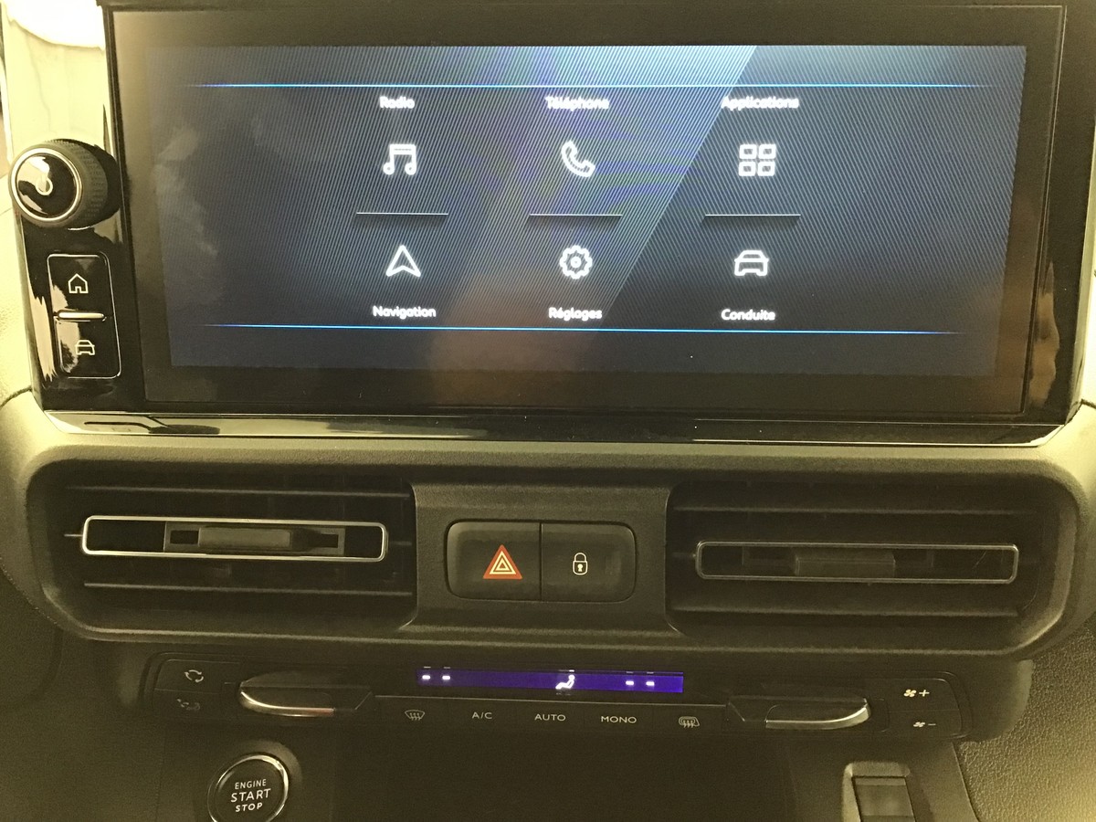 PEUGEOT 3008 PHASE 4 GT 1.2 Hybrid 145ch E-Dsc6 Gt