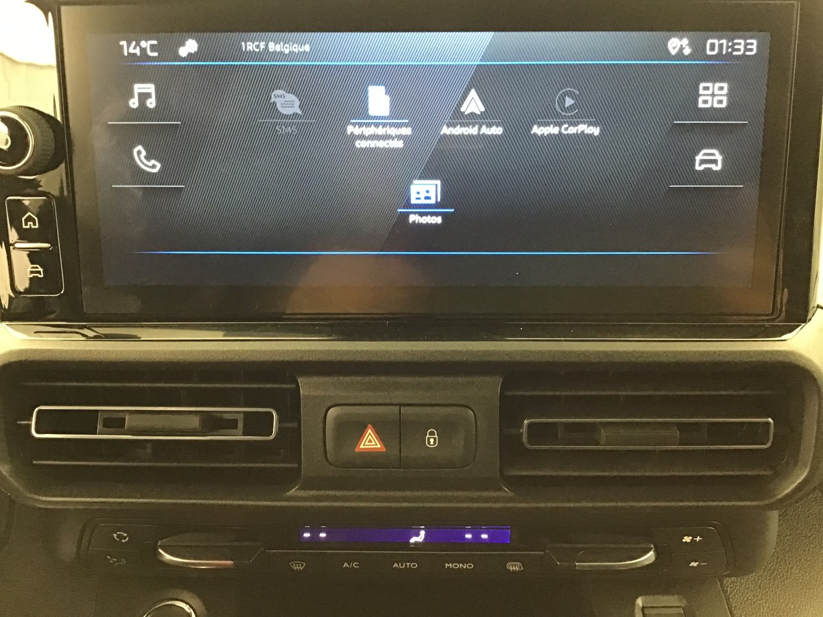 PEUGEOT 3008 PHASE 4 GT 1.2 Hybrid 145ch E-Dsc6 Gt