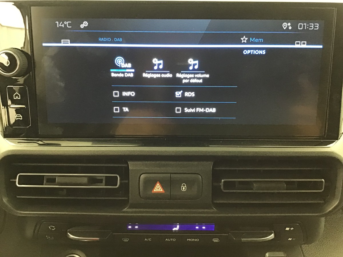 PEUGEOT 3008 PHASE 4 GT 1.2 Hybrid 145ch E-Dsc6 Gt