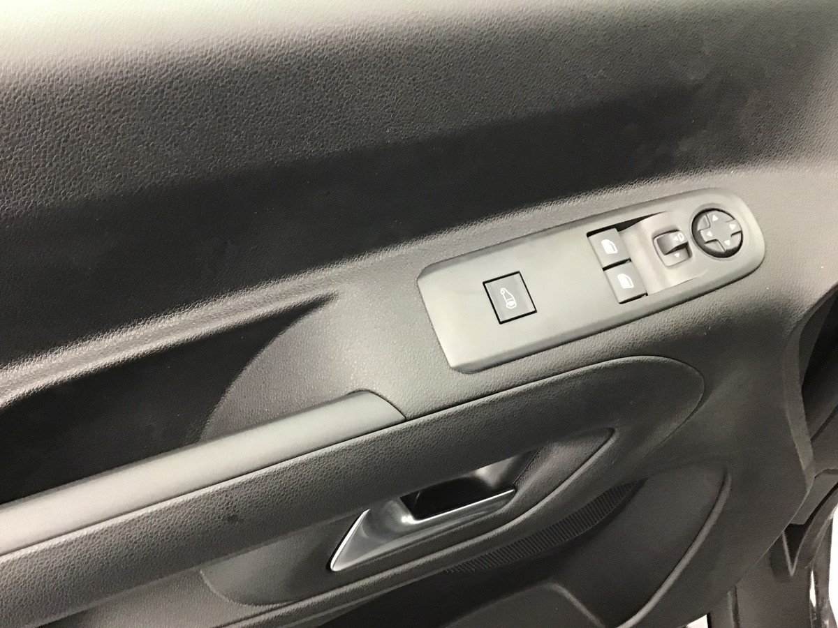PEUGEOT 3008 PHASE 4 GT 1.2 Hybrid 145ch E-Dsc6 Gt